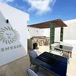 Hermoso y Nuevo Estudio cerca de 5ta Av y Playa