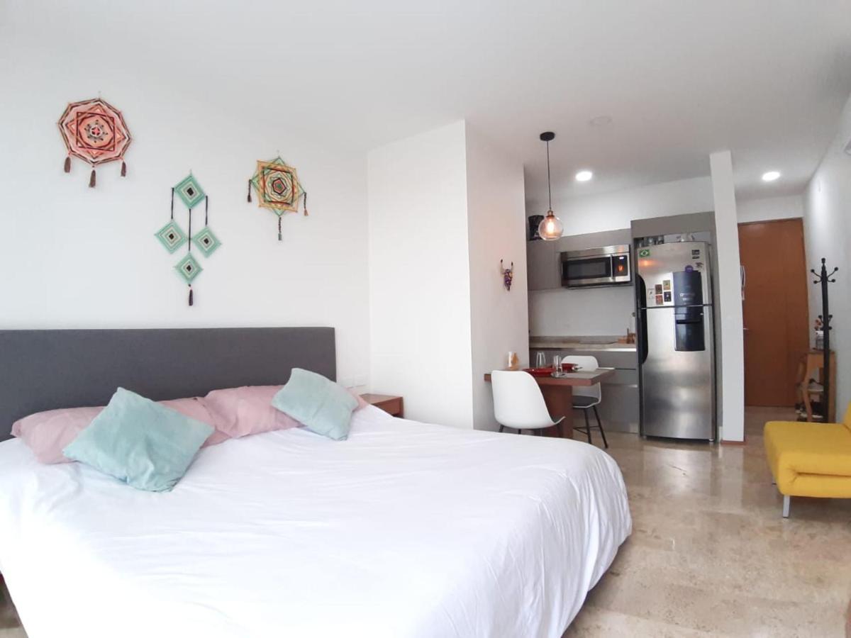 Hermoso Y Nuevo Estudio Cerca De 5ta Av Y Playa *